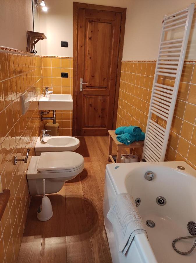 Villa Betulla Con Piscina Privata Sul Lago Di Como Colico Eksteriør billede
