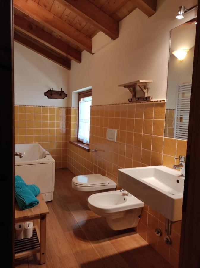 Villa Betulla Con Piscina Privata Sul Lago Di Como Colico Eksteriør billede